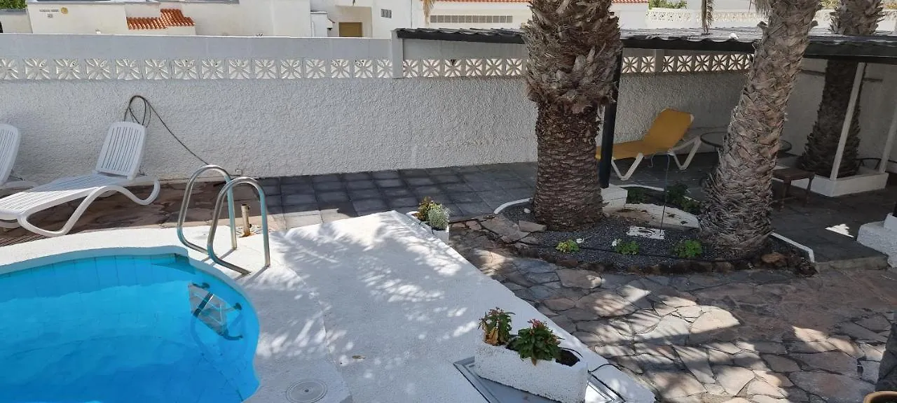 Holiday home Chalet Con Piscina Privada De 2 Dormitorios, Terrazas, Jardin Y Barbacoa - Casa Momo Poris de Abona Spain