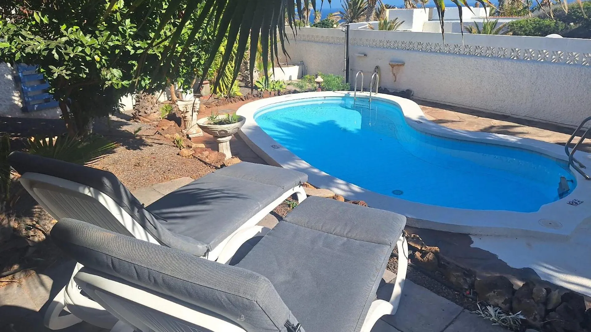 Holiday home Chalet Con Piscina Privada De 2 Dormitorios, Terrazas, Jardin Y Barbacoa - Casa Momo Poris de Abona Spain